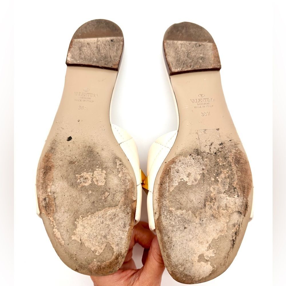 Valentino Garavani Roman Stud Flat Sandals  White Leather Studded Slides EU 38.5 - Picture 11 of 13